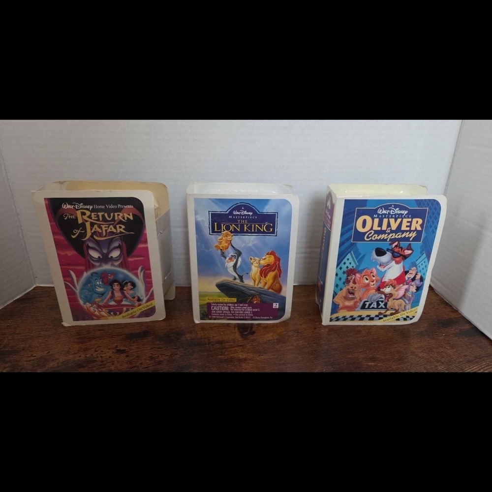 Disney VHS Collection - The Return of Jafar, The Lion King, Oliver & Company